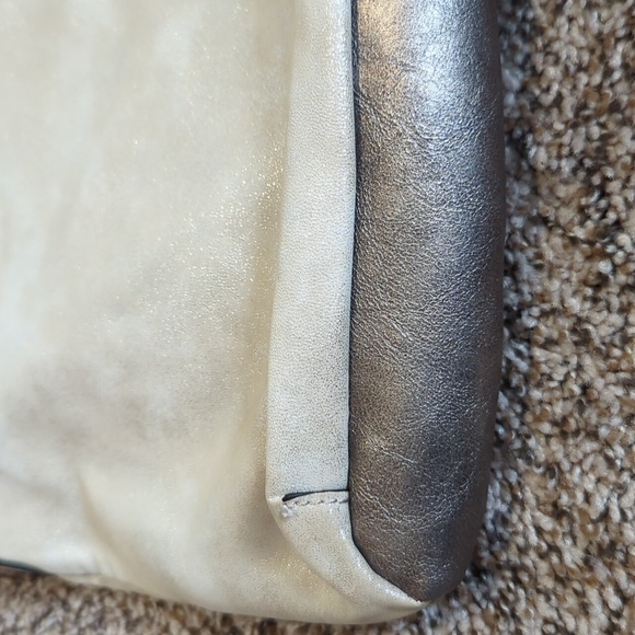 Miss Me Sequin Crossbody Bag - Picture 5 of 7